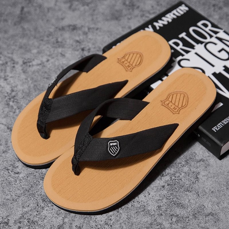 Men's Slippers 2021 Korean Version Of High Quality Large Size 47 Flip-Flops Bathroom Non-Slip Slippers Beach Casual Men Sandals