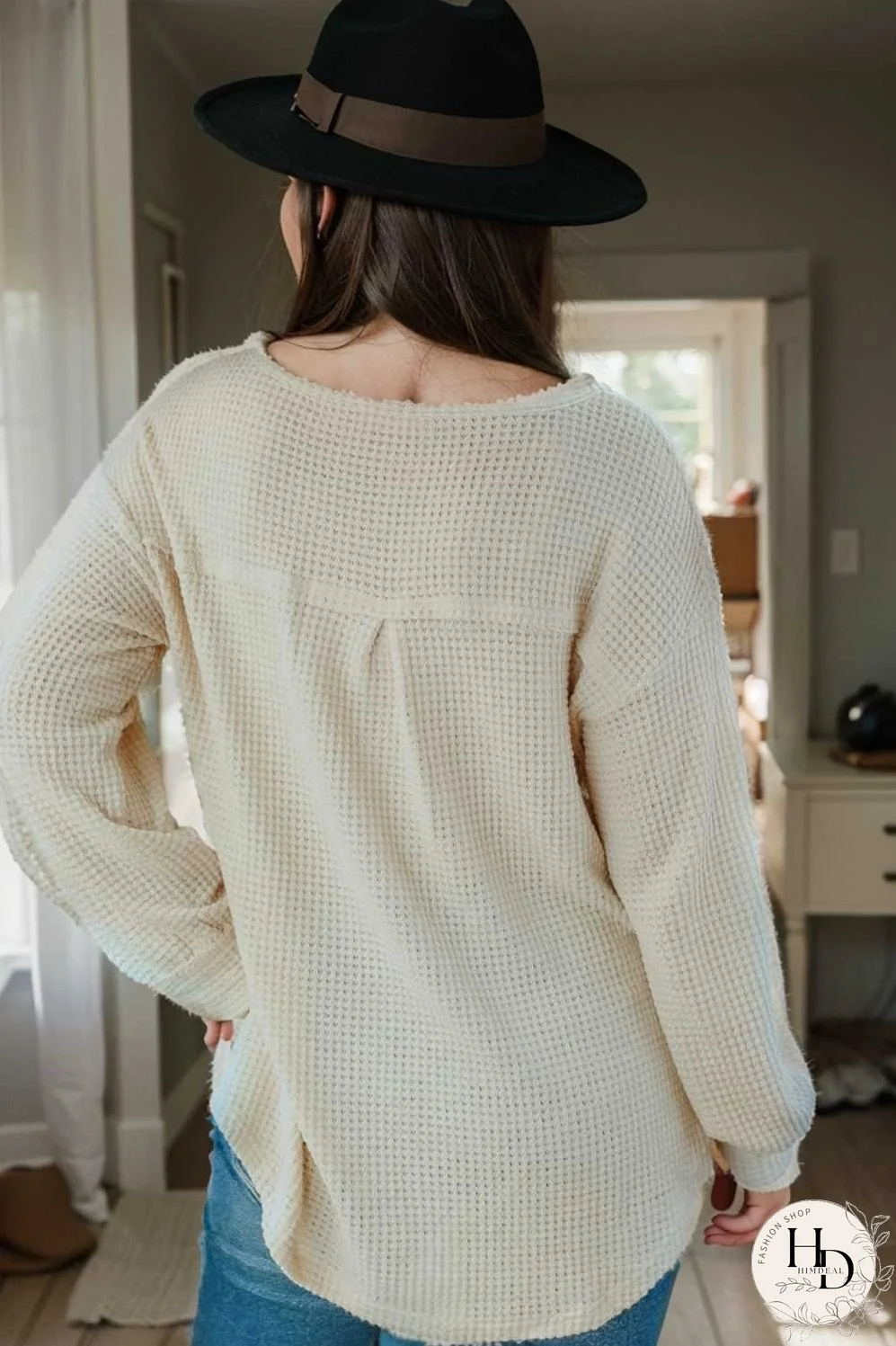 deep v neck long sleeve knitted sweater