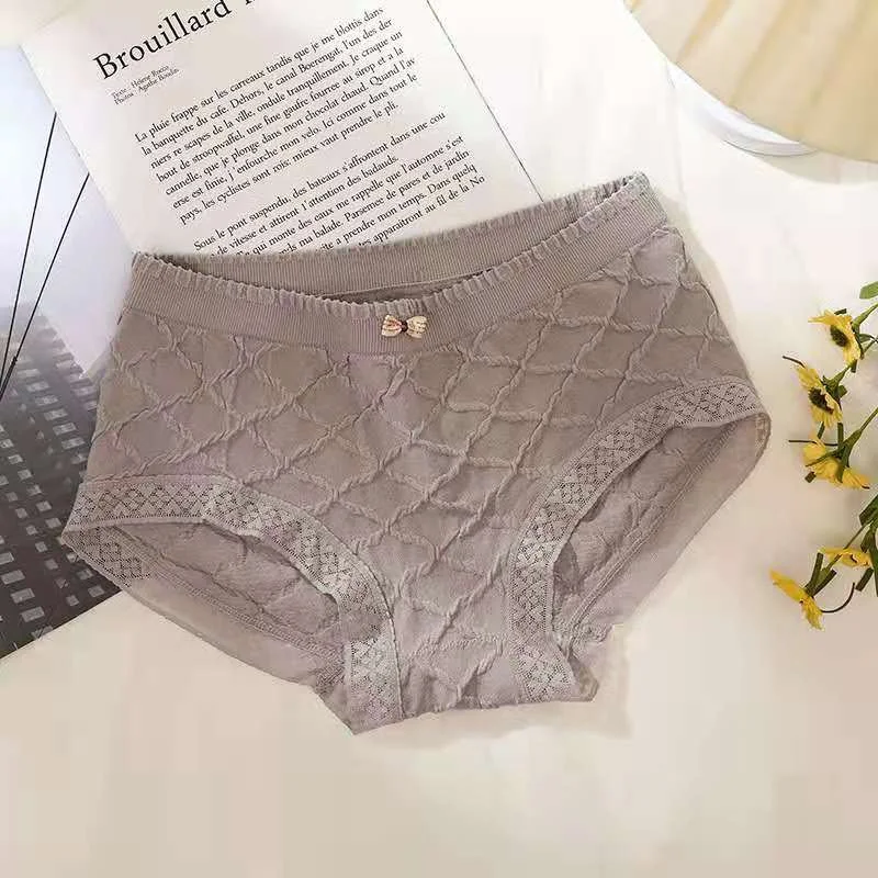 New Women's Cotton Underwear Sexy Lace Panties Fashion Seamless Plus Size Comfort Briefs Mid Waist Seamless Underpants Lingerie