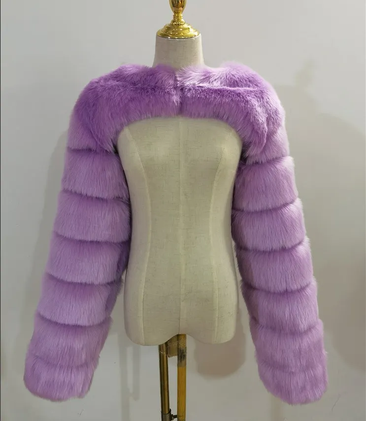Fashionable Autumn And Winter Women's Cape Fur Coat