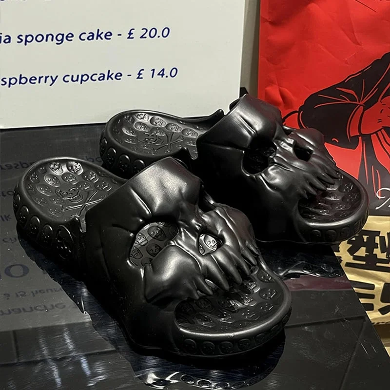 🏃‍♂🏃‍♀2023 Skull Design Slippers-🔥Buy 2 get them free