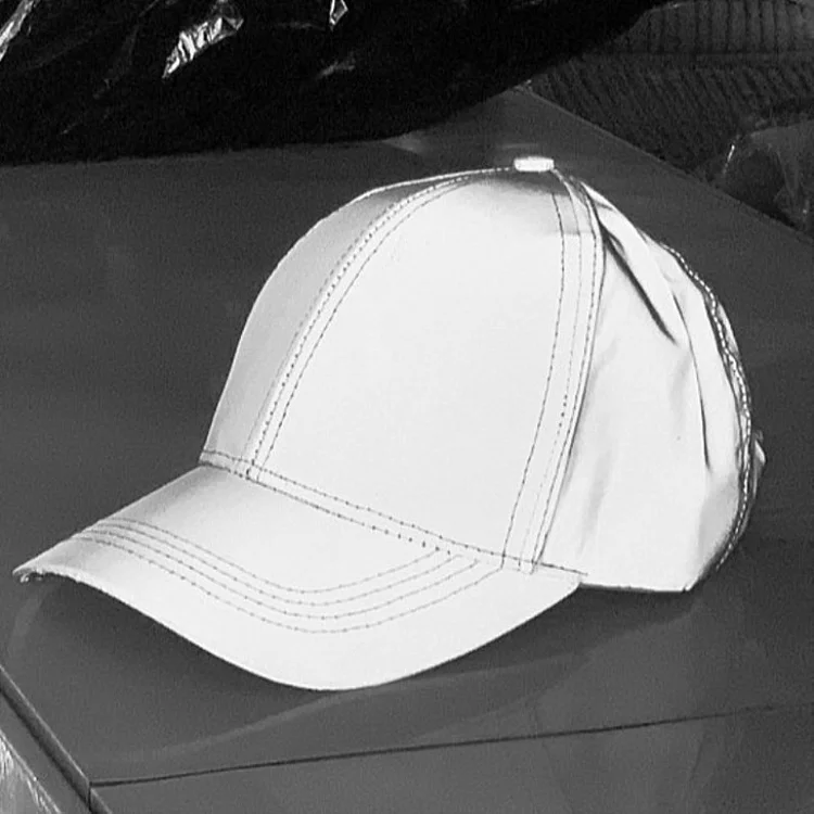 High quality lightweight reflective luminous cap men outdoor sports and leisure hip-hop baseball cap gray ladies sun visor