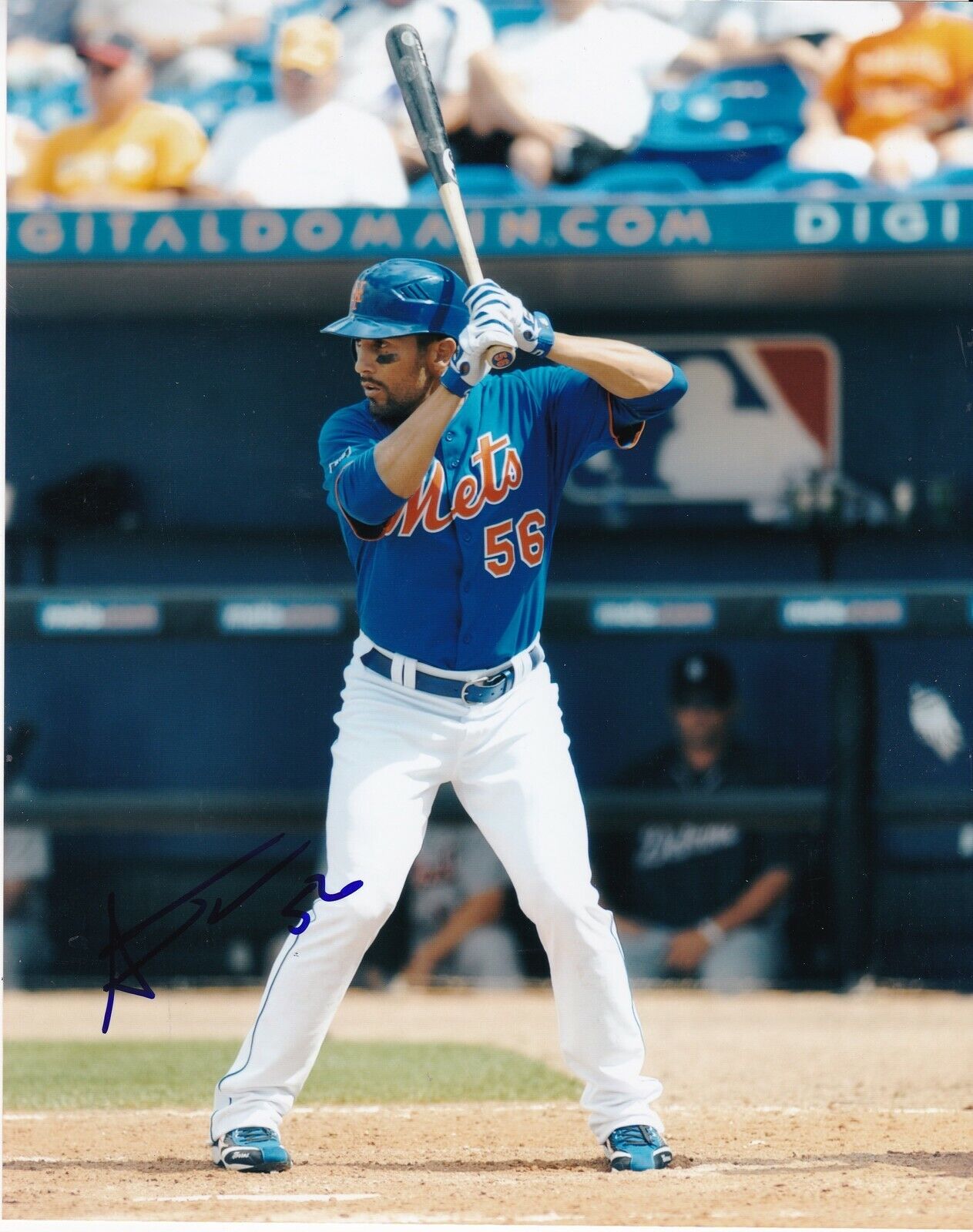 ANDRES TORRES NEW YORK METS ACTION SIGNED 8x10