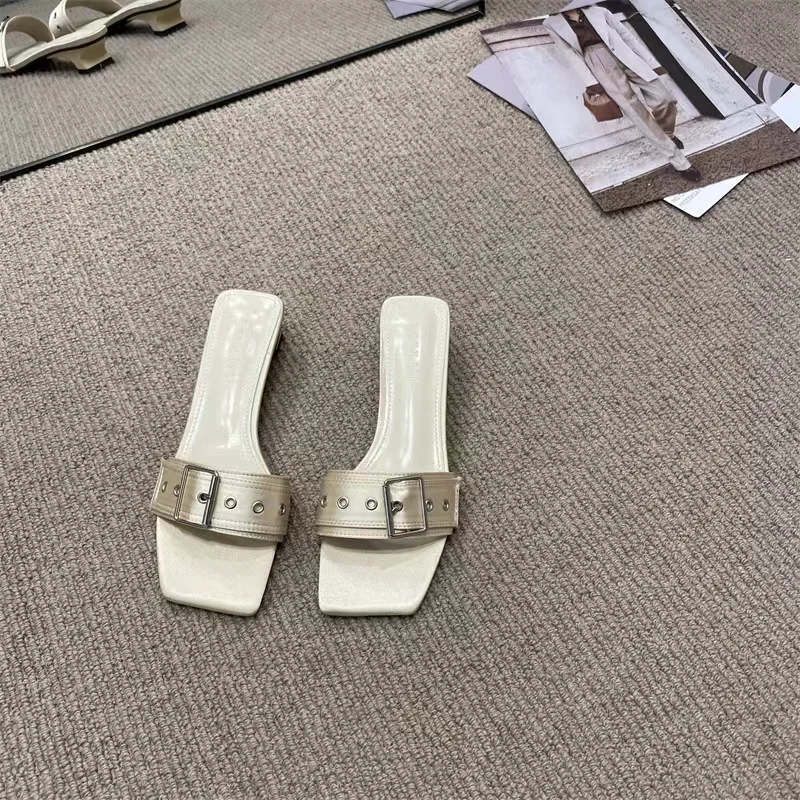 Tanguoant Tanguoant Female Summer Wear Web Celebrity Ins Tide 2023 New Simple Fashion Flat Small Sweet Wind Girl Heart Slippers