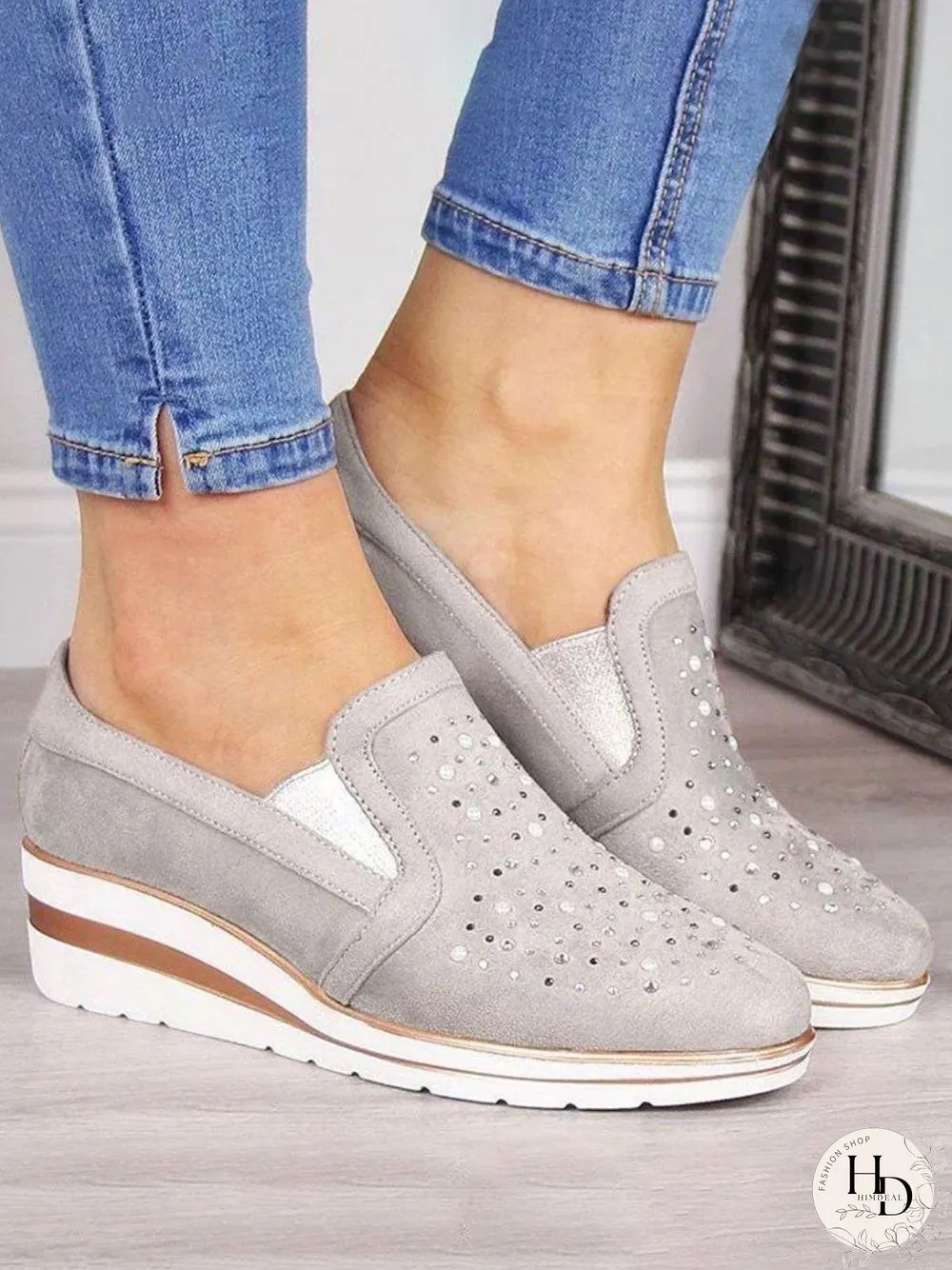 Comfortable Rhinestone Slope Casual Shoes