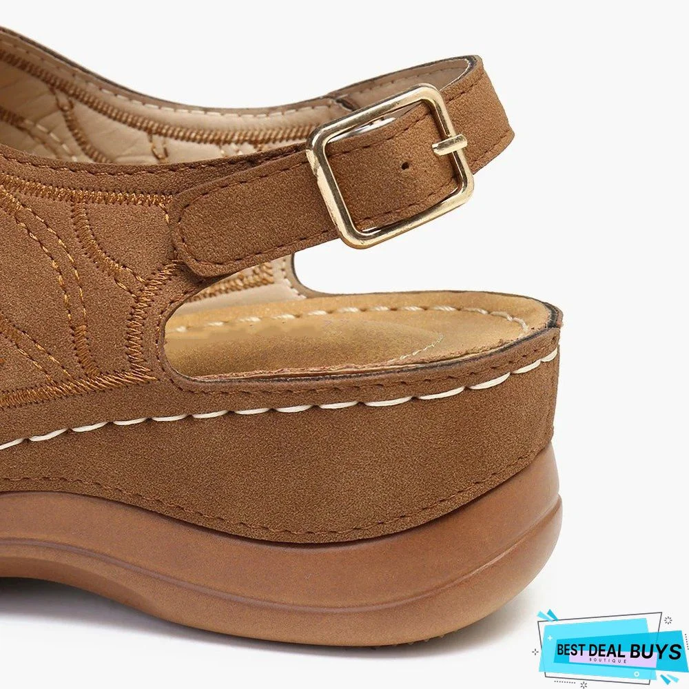 Embroidery Holiday Sandals