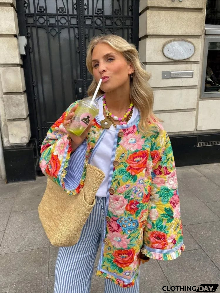 Fashionable and Minimalist winter Coat