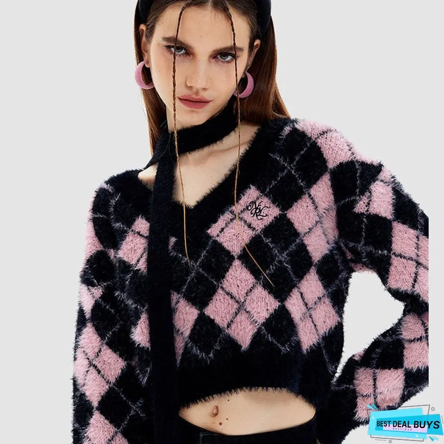 Tie + Argyle Pattern Cropped Sweater