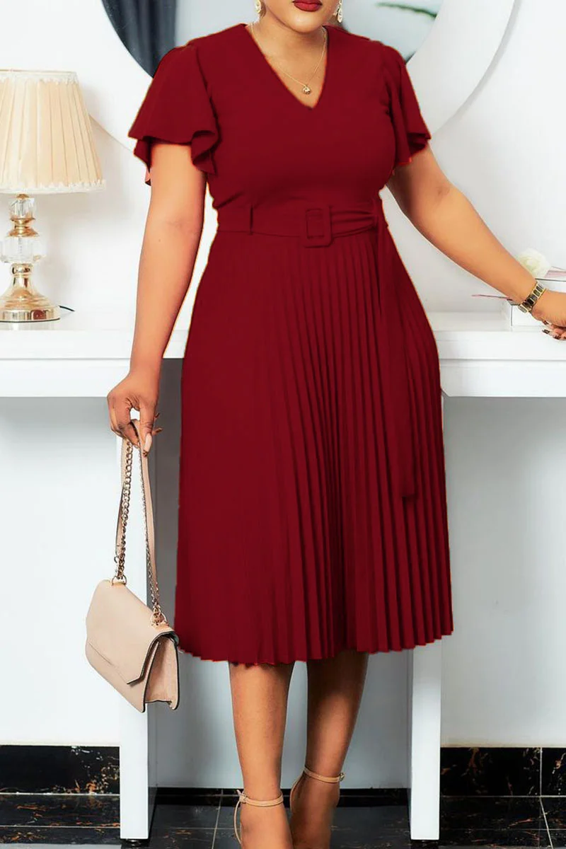 Red Elegant Solid Patchwork V Neck Pleated Plus Size Dresses | EGEMISS