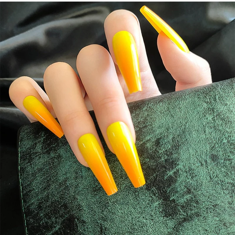 24pcs/set Press on Nail Tips Acrylic 10 Sizes Flower Design Fake Nails Art Full Cover French False Nail Art Tips Artifical Nails-Nail Inspo