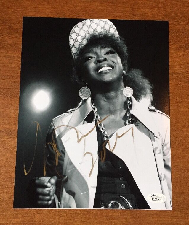 Lauryn Hill hand SIGNED 8X10 Black & White Photo Poster painting JSA/COA K56905