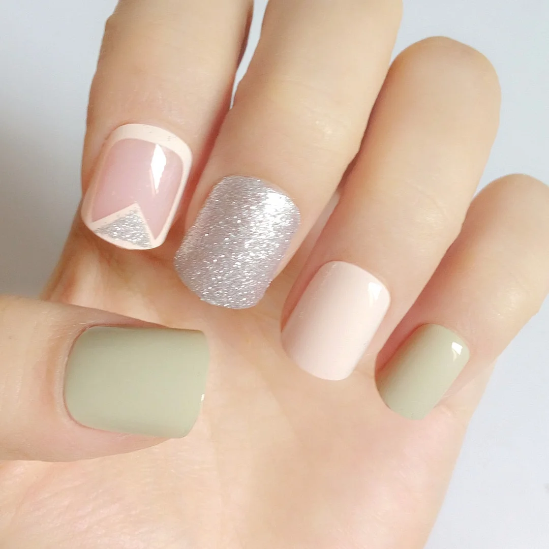 24Pcs Short Square Artificial Fake Nails DIY Press On False Nails With Design Acrylic Full Cover Tips Manicure Tool-Nail Inspo