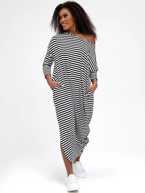 Batwing Sleeves Striped Round-Neck Maxi Dresses