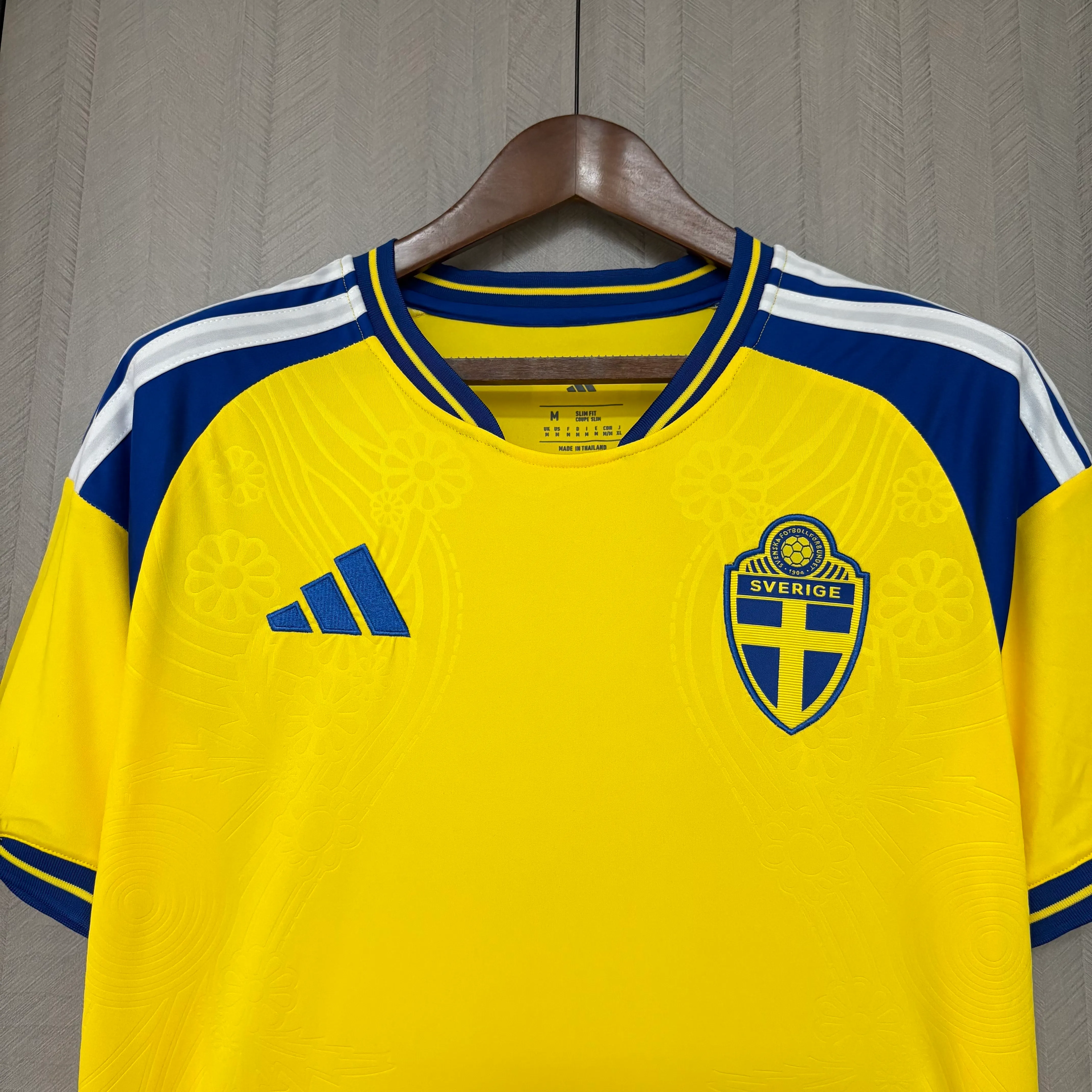 2026 Sweden Home Football Shirt Thai Quality