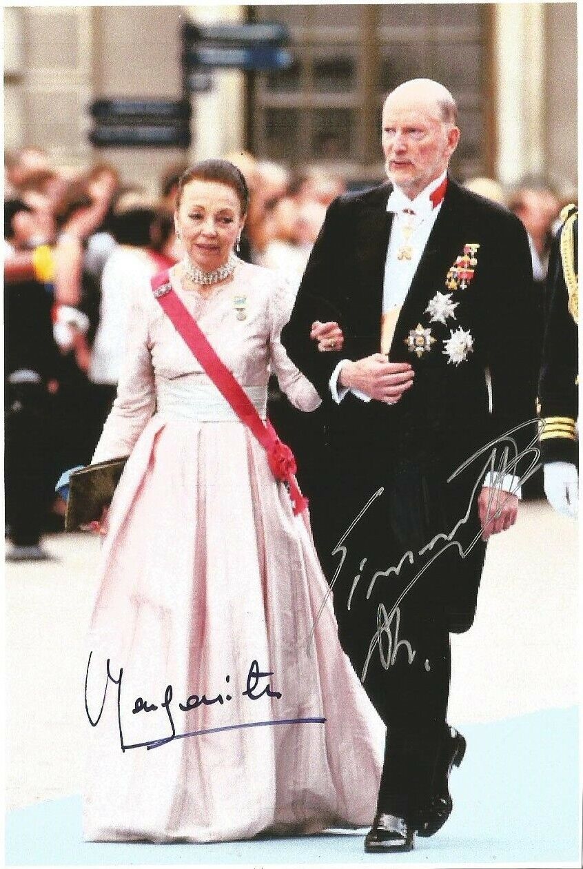 Bulgaria Tsar PM Simeon II. 1937- & Queen Margarita 1935- autograph 4x6