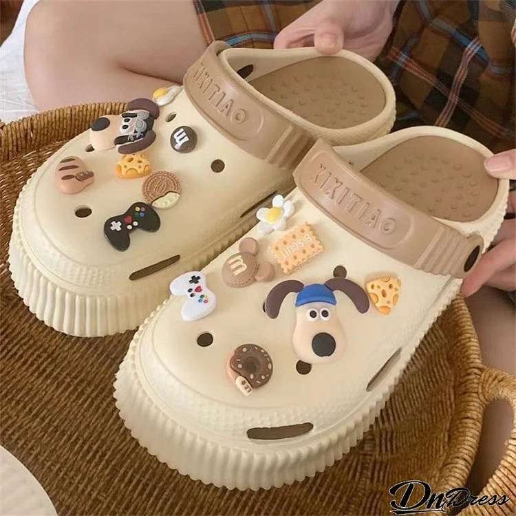 Women's Cute Cartoon Dog Beach Hole Slippers