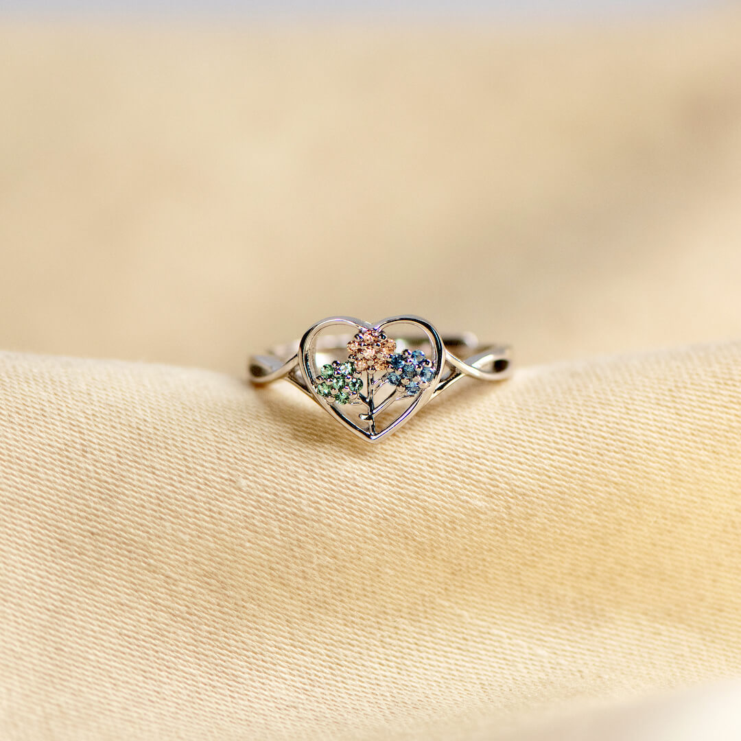 Mama's Heartbeats 1-5 Birthstones Flower Heart Ring