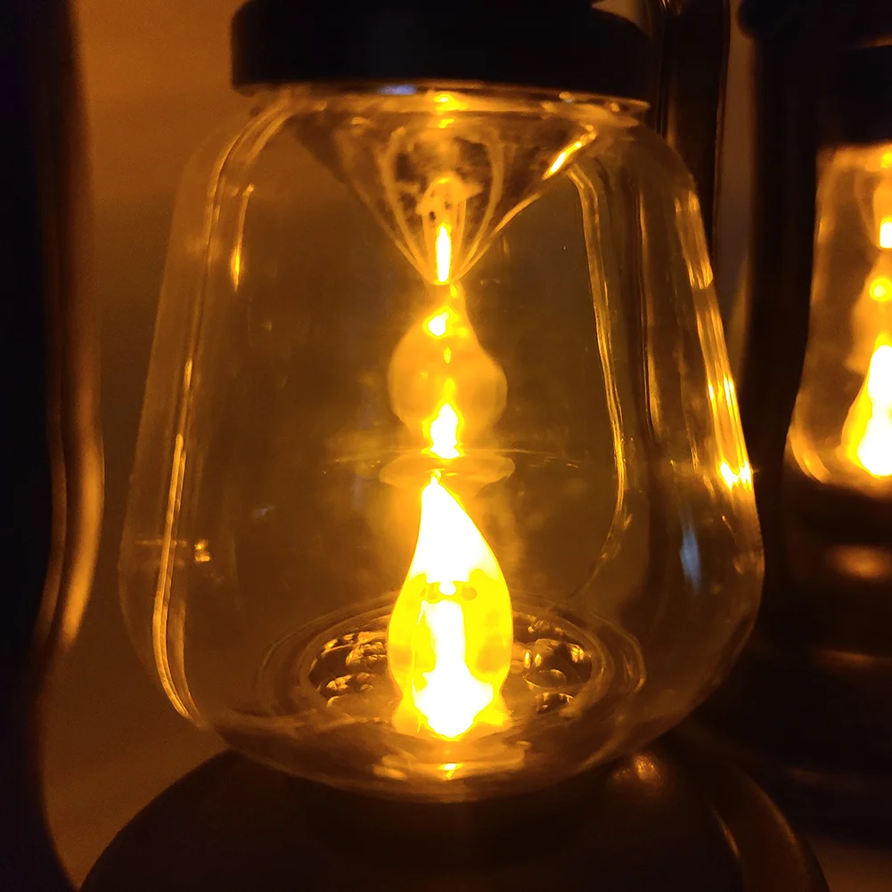 Solar Powered Retro Classic Kerosene Lamp Portable LED Lantern Light (C)