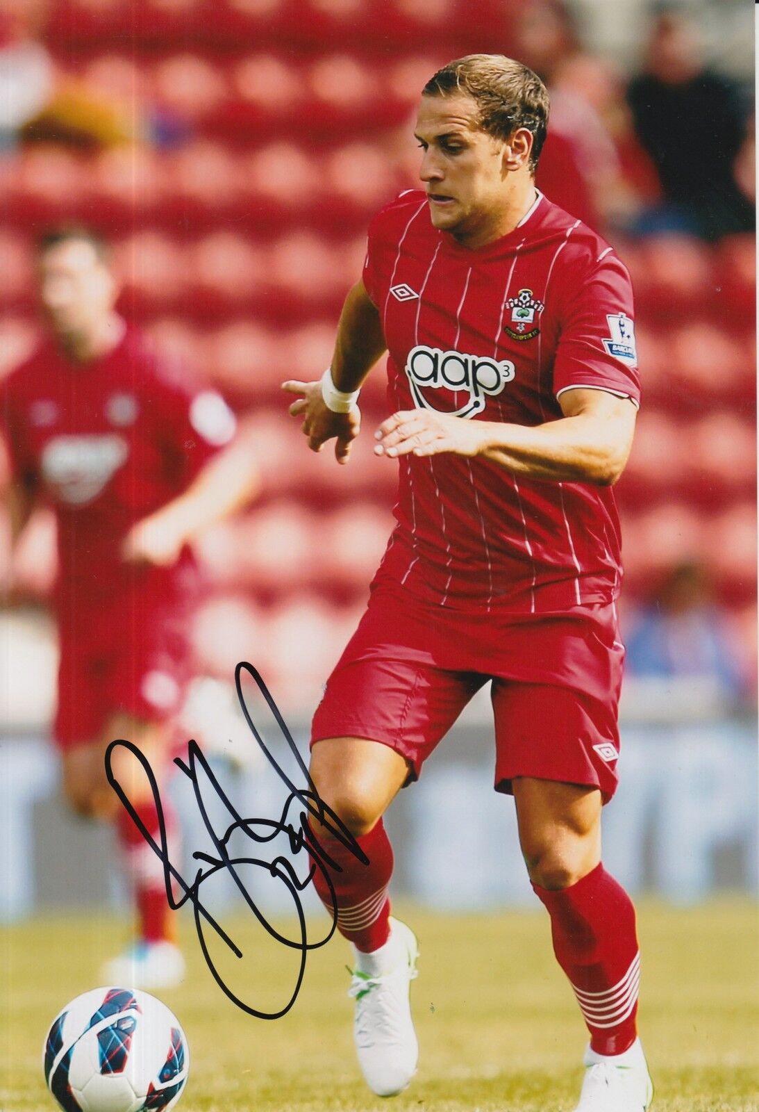 SOUTHAMPTON HAND SIGNED BILLY SHARP 12X8 Photo Poster painting.