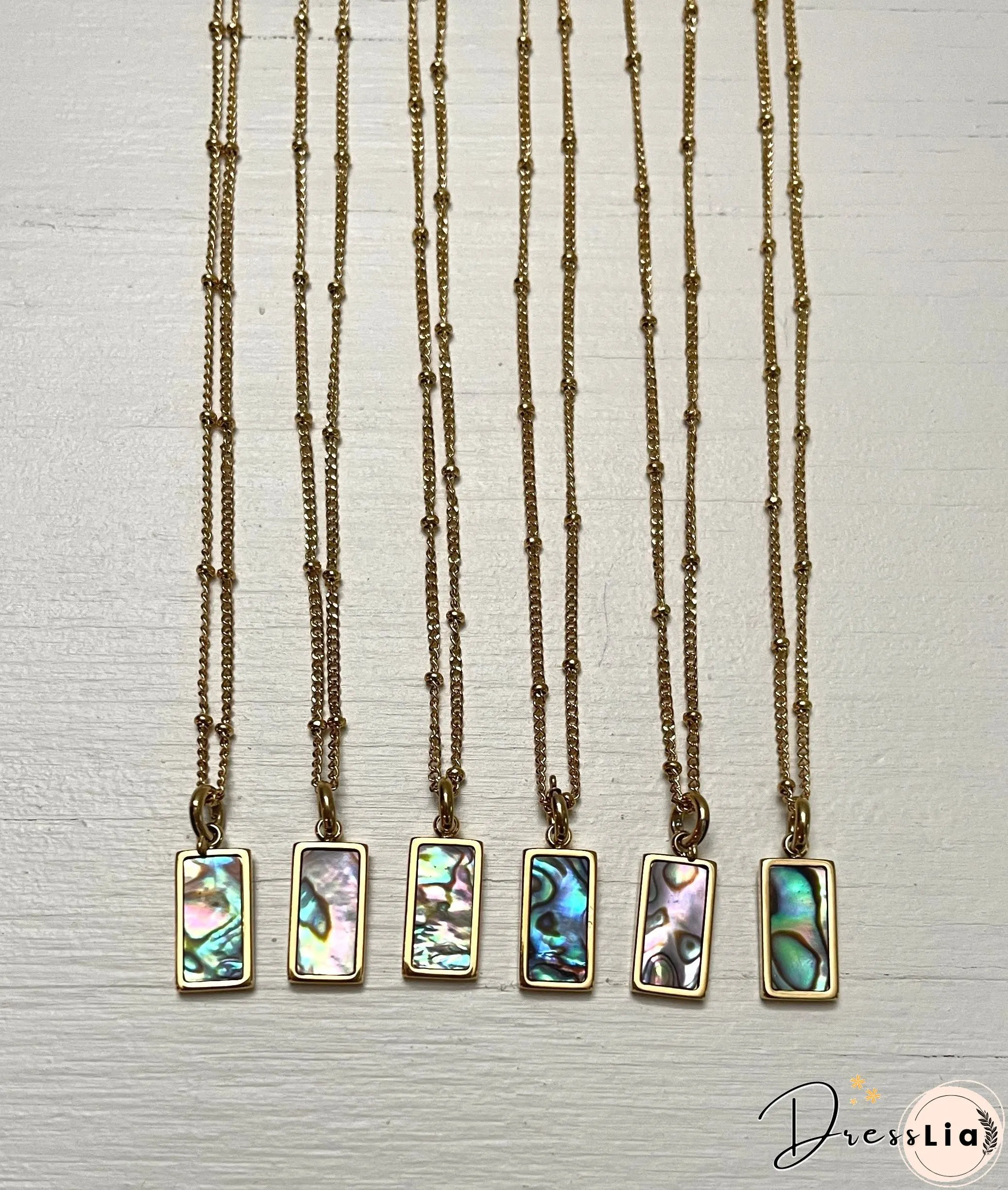 Camilia Necklace