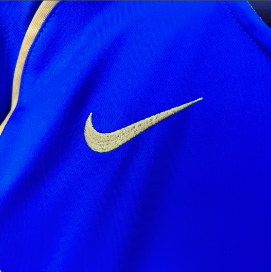 Retro Juventus 04/05 Away Football Shirt Thai Quality