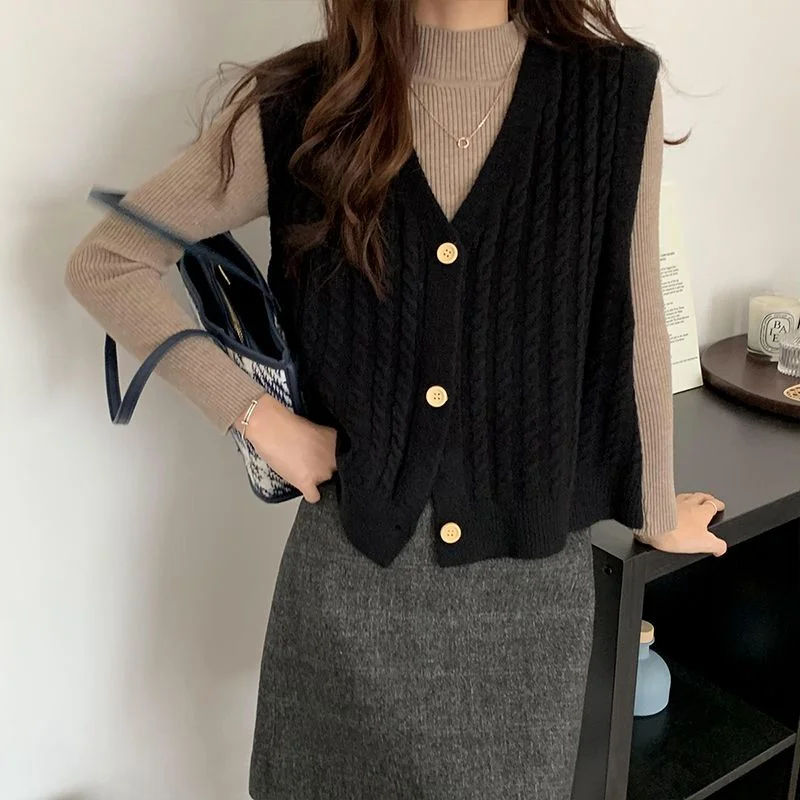 Uveng Uveng Vest Knitting Small Short Coat 2023 Spring And Autumn New Wearing Sleeveless Sweater Open Shirt Shoulder Woman