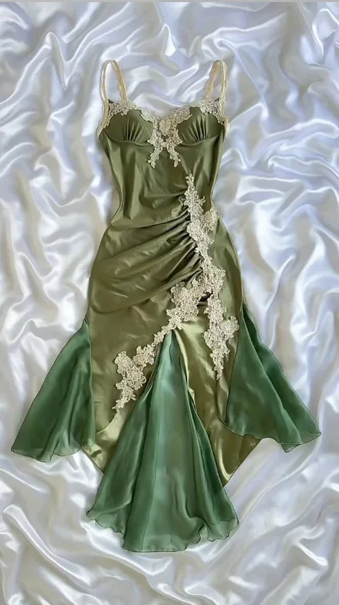 Olive Green Elegant Spaetti Strap Short Satin Lace Applique Homecoming Dress Prom Dress Party Dress Evening Dress