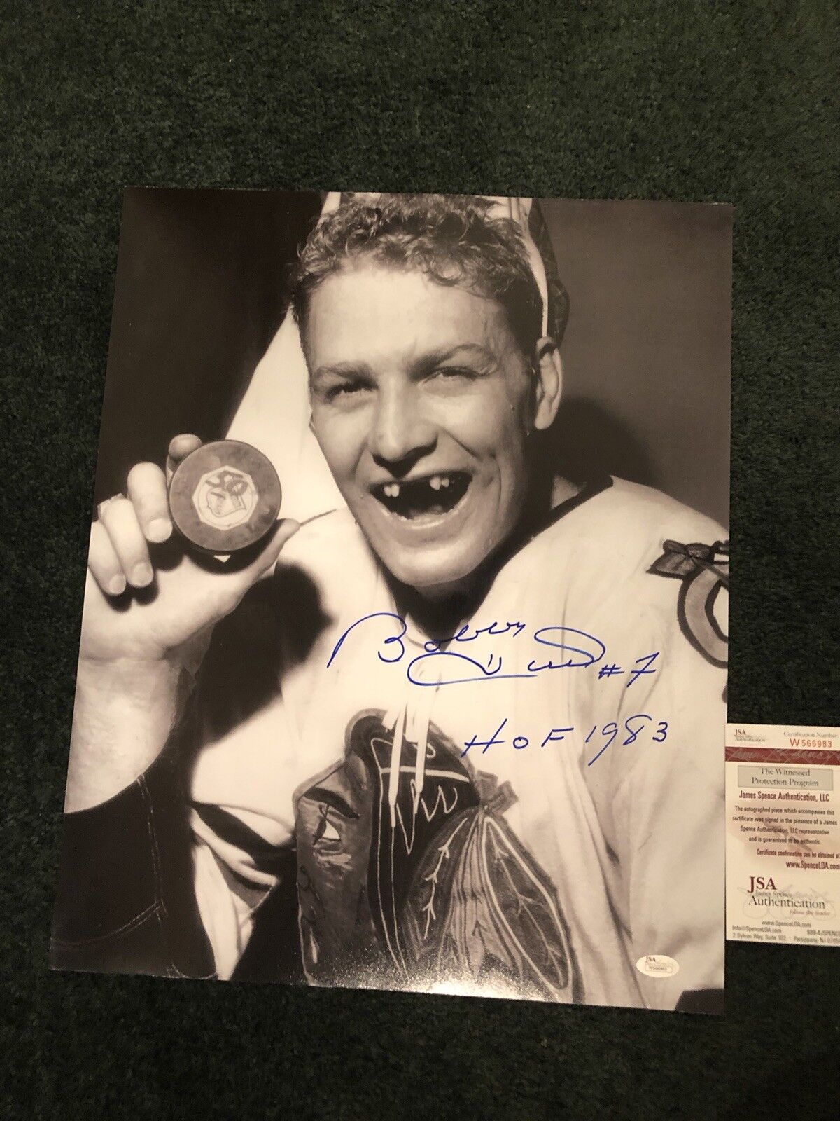 Bobby Hull Signed Autographed Chicago Black Hawks 16x20 COA JSA HOF 1983