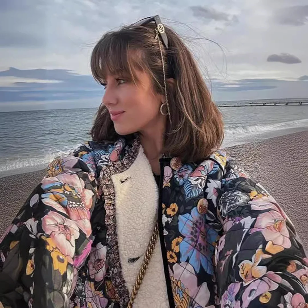 Woherb 2023 Autumn And Winter New Style Lace Trumpet Sleeve Padded Coat Print-Outfit Ideas