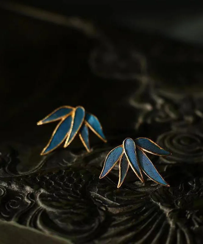 Chinese Style Blue Asymmetric Silver Stud Earrings