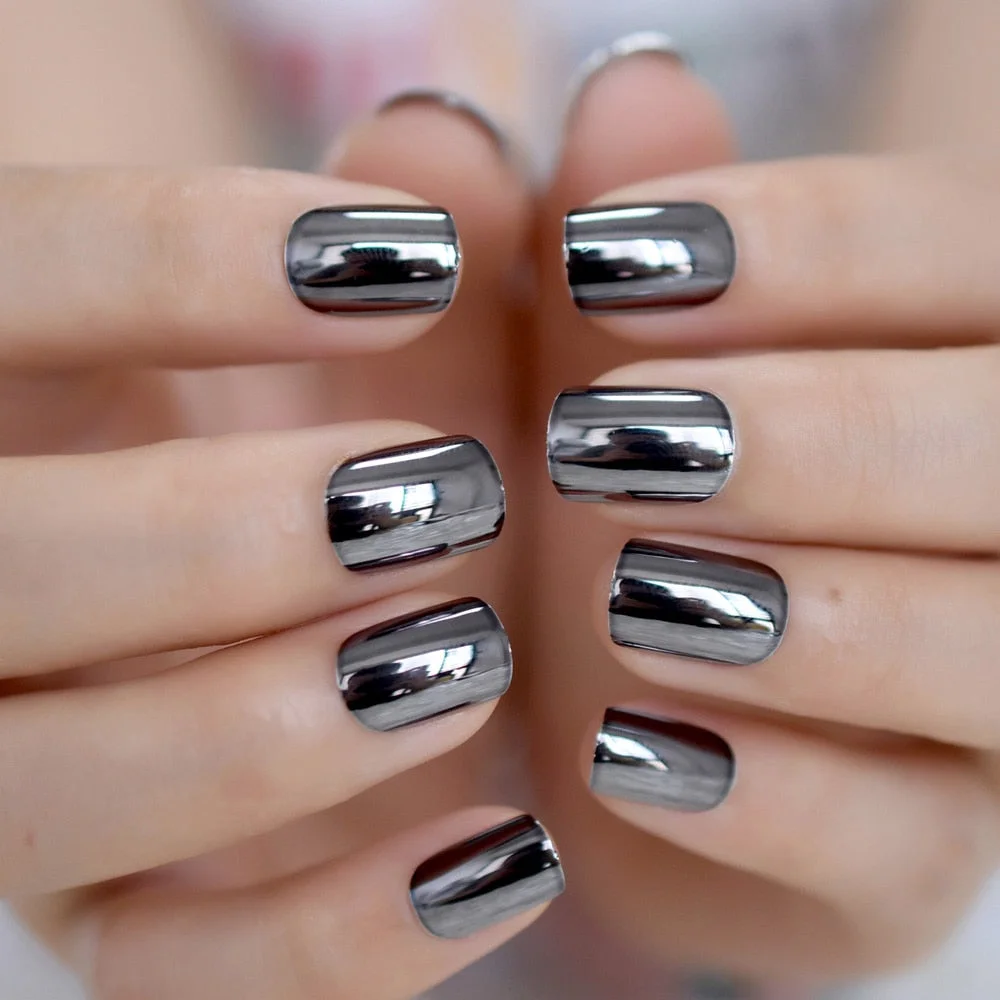 Mirror Metal Square Short Nails Silver Squat Gorgeous Beauty Fake Nails Reflective Artificial Press On Nails-Nail Inspo