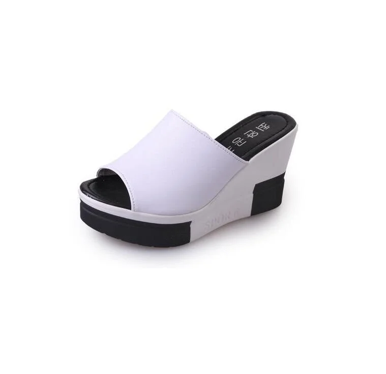 2021Fashion Flip Flops Women shoes Slippers Platform Summer Shoes Open Toe Wedges Sandals Ladies Shoes women Plus Size 35-40
