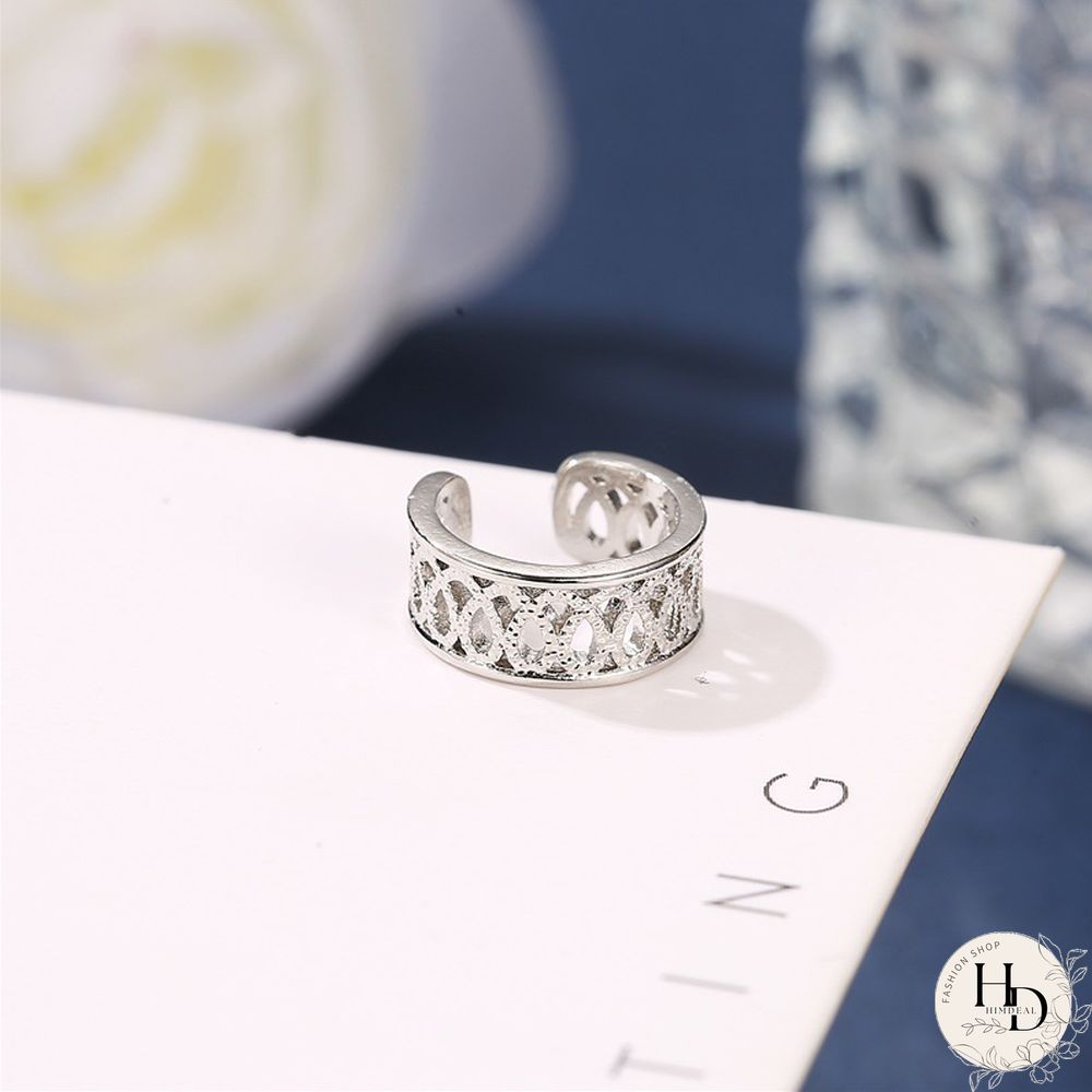 Vintage Hollow Geometric Ear Clip