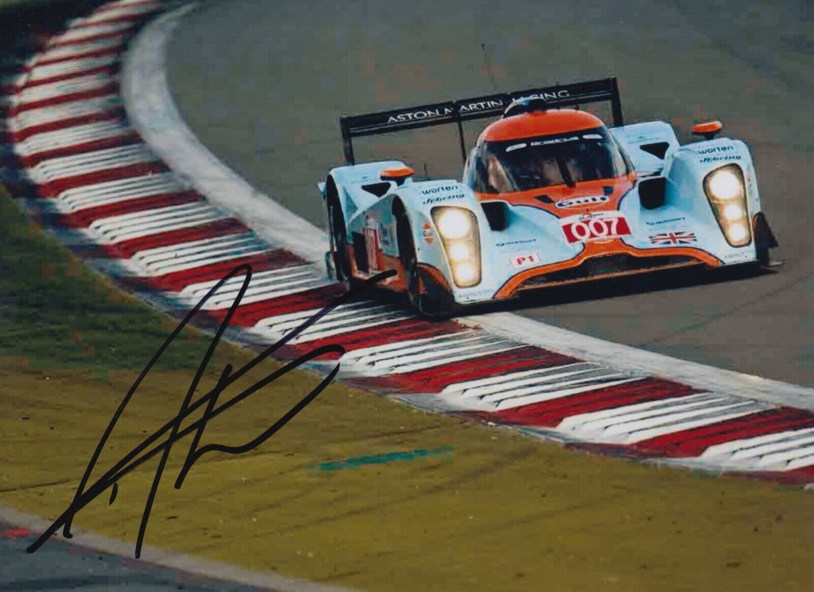 Darren Turner Hand Signed 7x5 Photo Poster painting - FIA GT Championship 2.