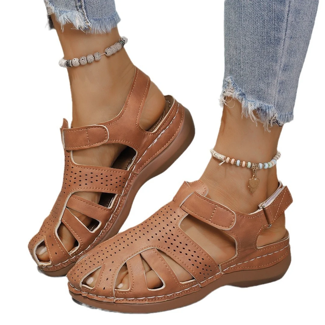 Yyvonne Slippers Women 2025 New Comfortable Romanesque Slope And Solid Color Large-Size Round-Head Hole Sandals Women