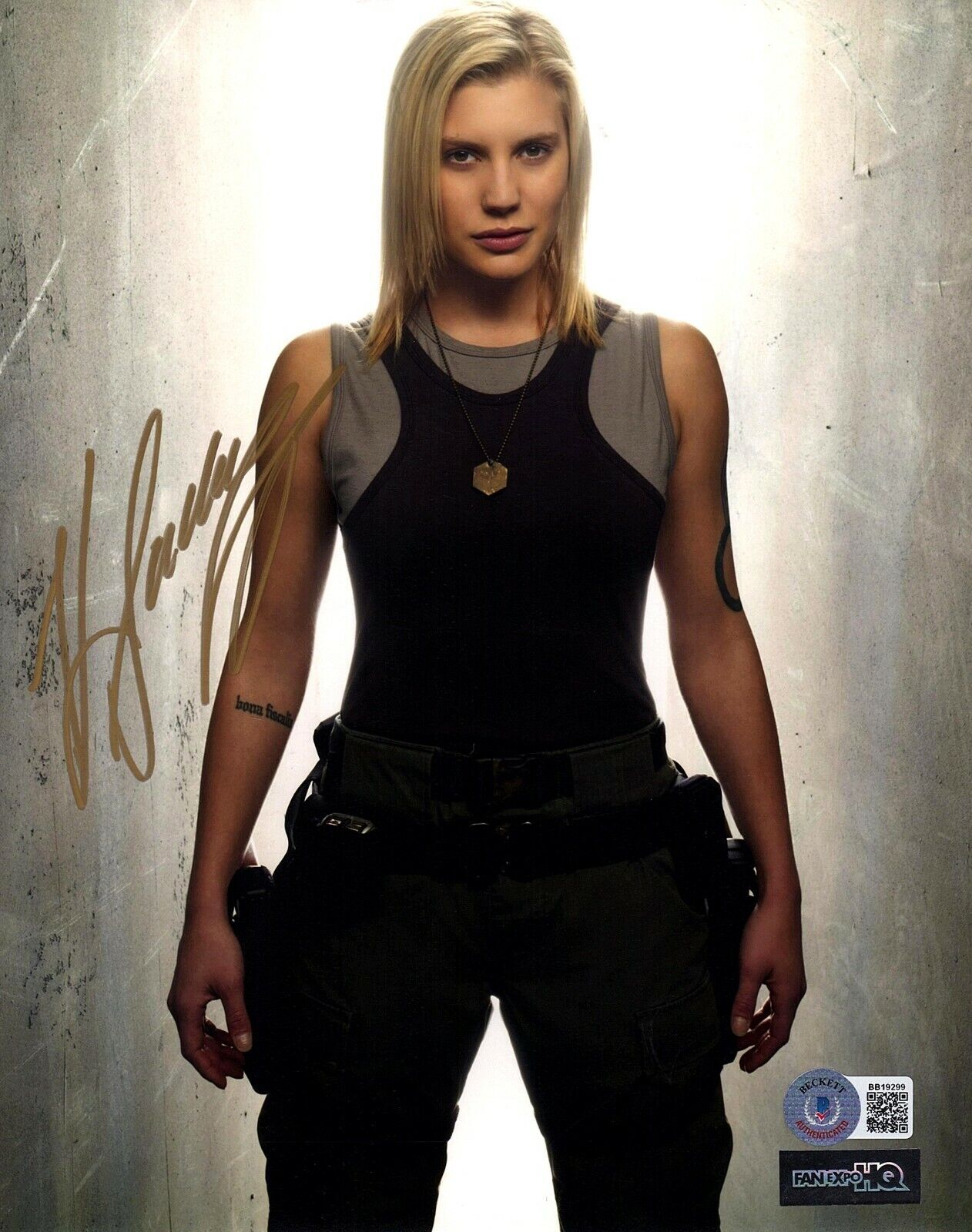 KATEE SACKHOFF Signed BATTLESTAR GALACTICA Starbuck