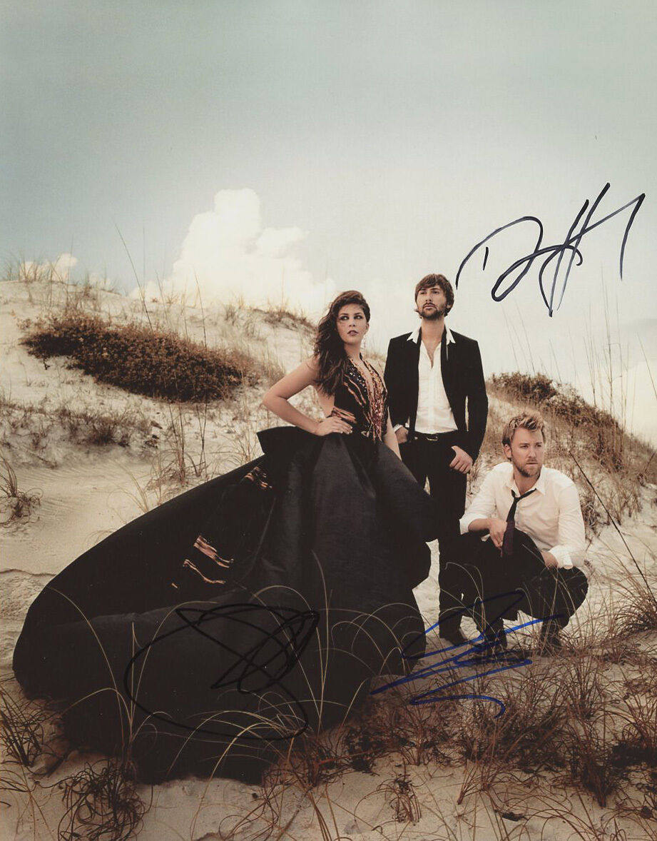 LADY ANTEBELLUM signed 11x14 Photo Poster painting HILLARY DAVE & CHARLES