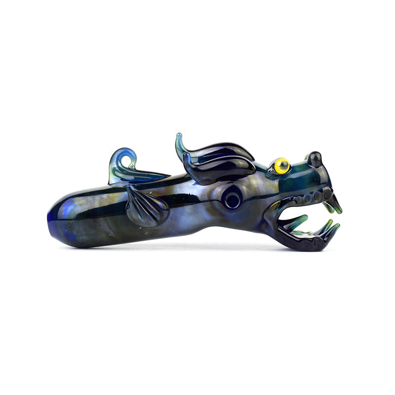 Realistic dragon shaped glass hand  pipe 4.3" length