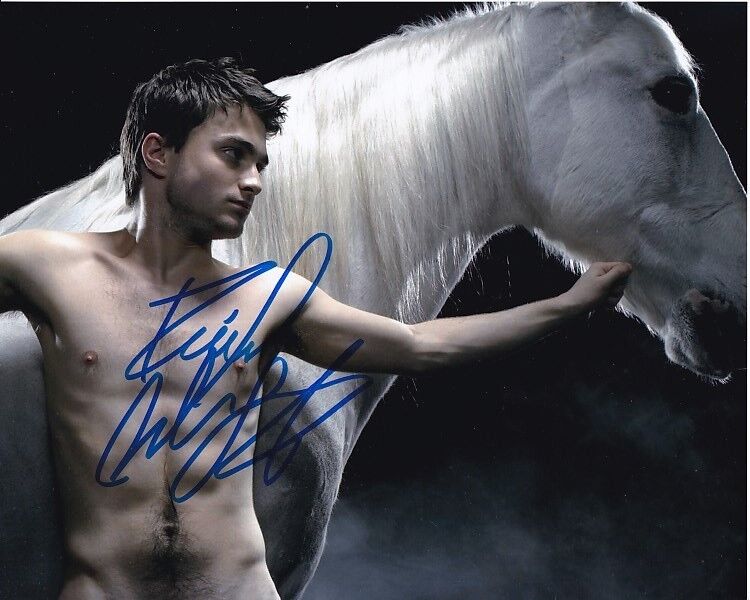 DANIEL RADCLIFFE Signed Autographed EQUUS Photo Poster painting