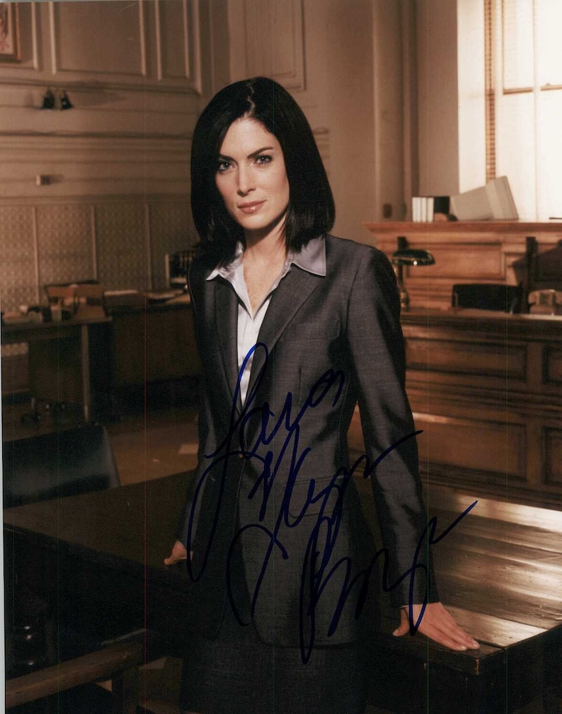 Lara Flynn Boyle Signed Autographed Glossy 8x10 Photo Poster painting - COA Matching Holograms