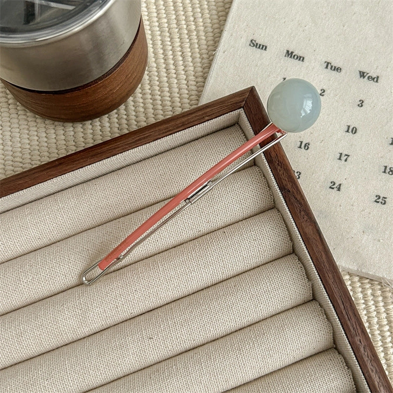 Cute Minimalist Women’s Solid Color Arylic Hair Clip