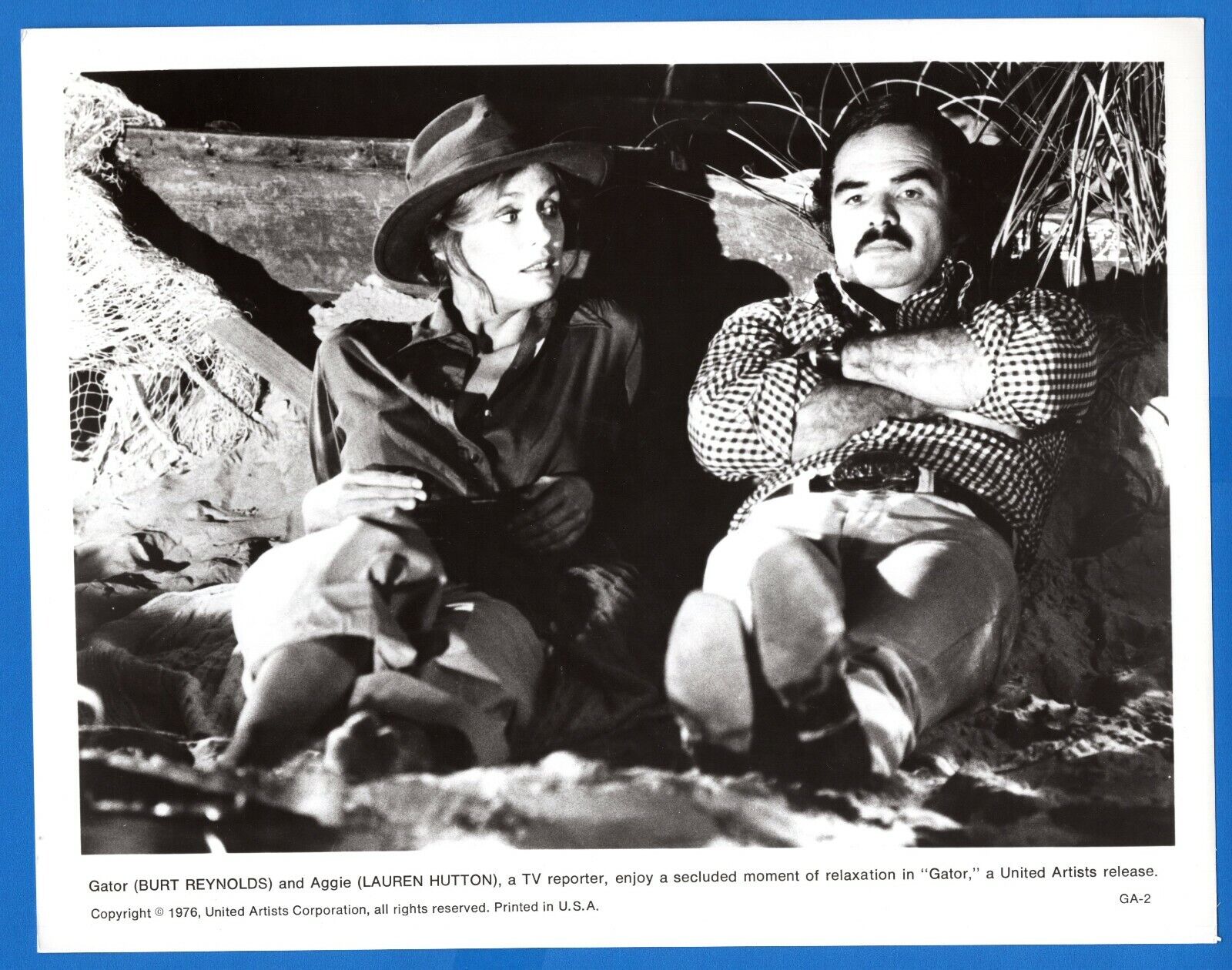 BURT REYNOLDS LAUREN HUTTON Vintage 8x10 Promo News Press Photo Poster painting 1976 GATOR