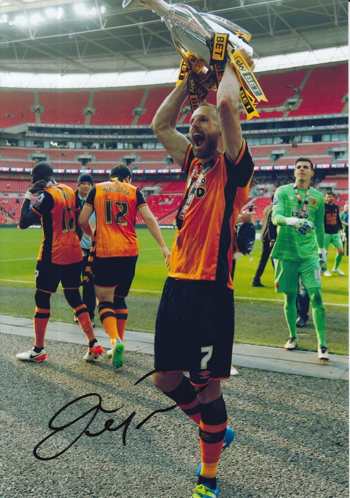 HULL CITY HAND SIGNED DAVID MEYLER 12X8 Photo Poster painting.