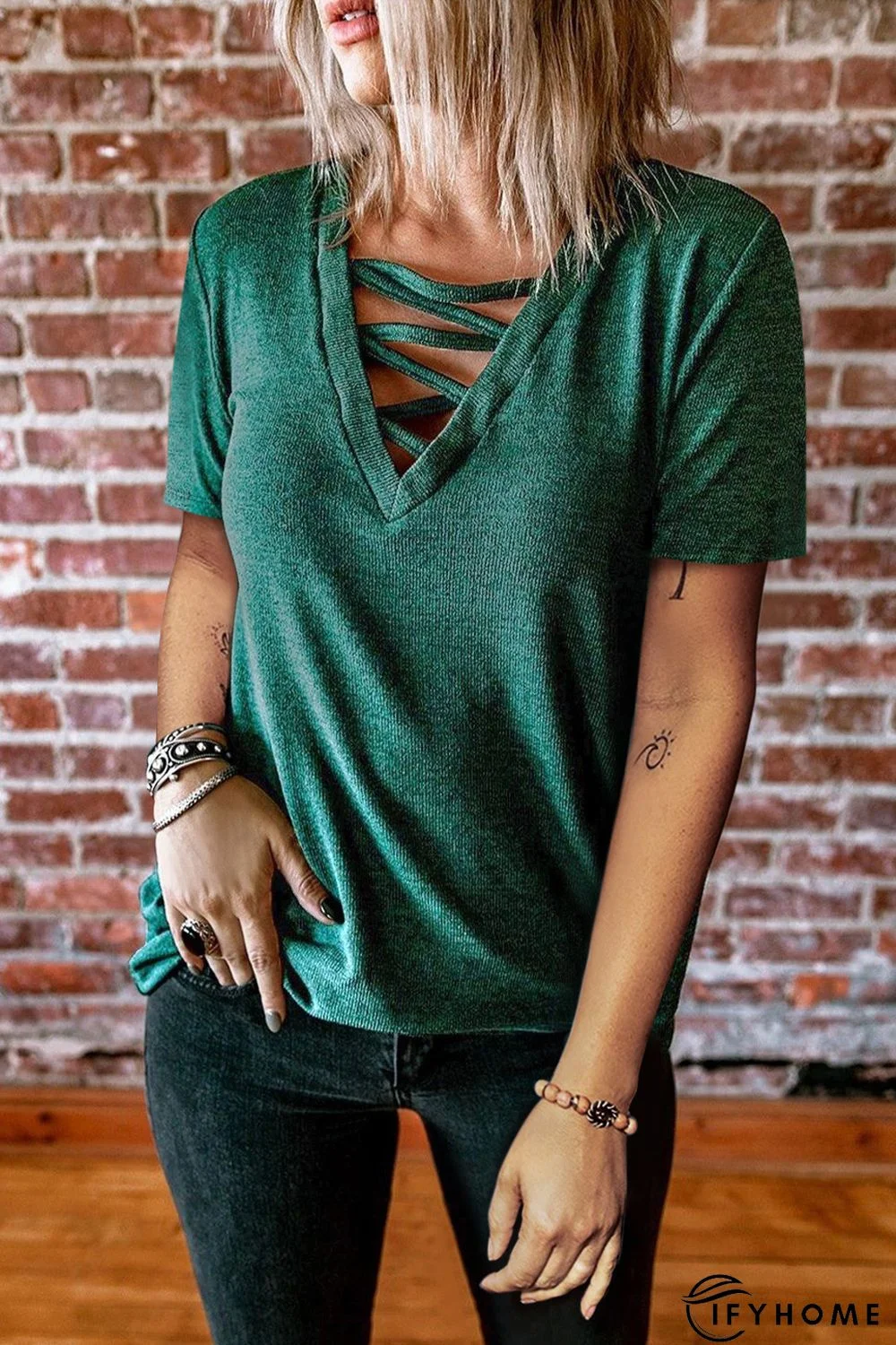 Green Criss Cross V Neck Short Sleeve Knit T-shirt | IFYHOME