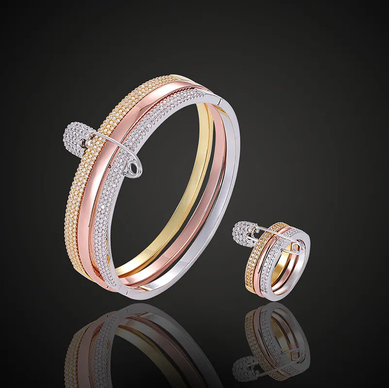 bangle