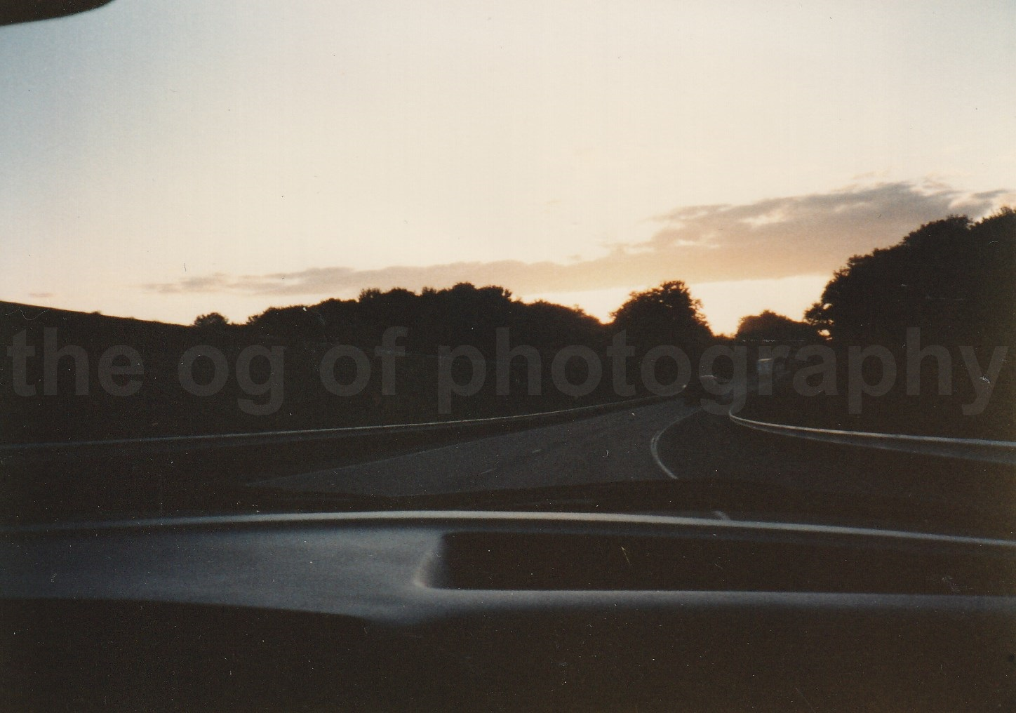 THROUGH THE WINDSHIELD American Road FOUND Photo Poster paintingGRAPH Color83 6