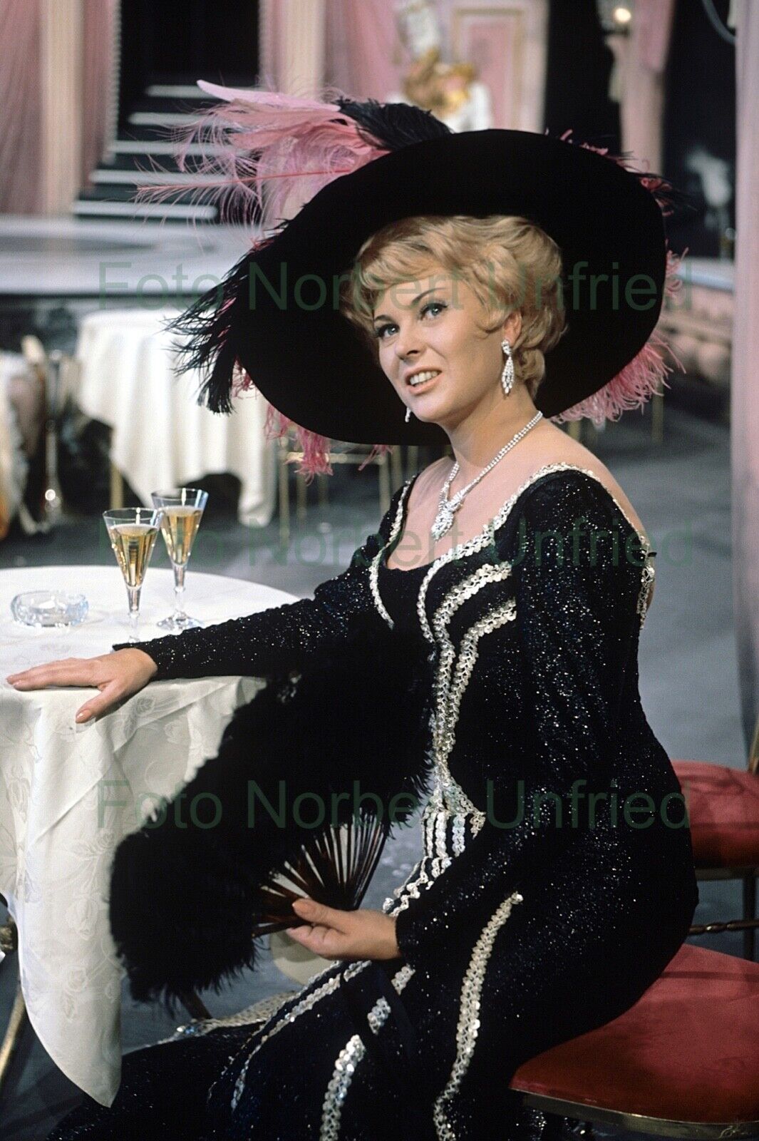 Margit Schramm 10 X 15 CM Photo Poster painting Without Autograph (Star-1