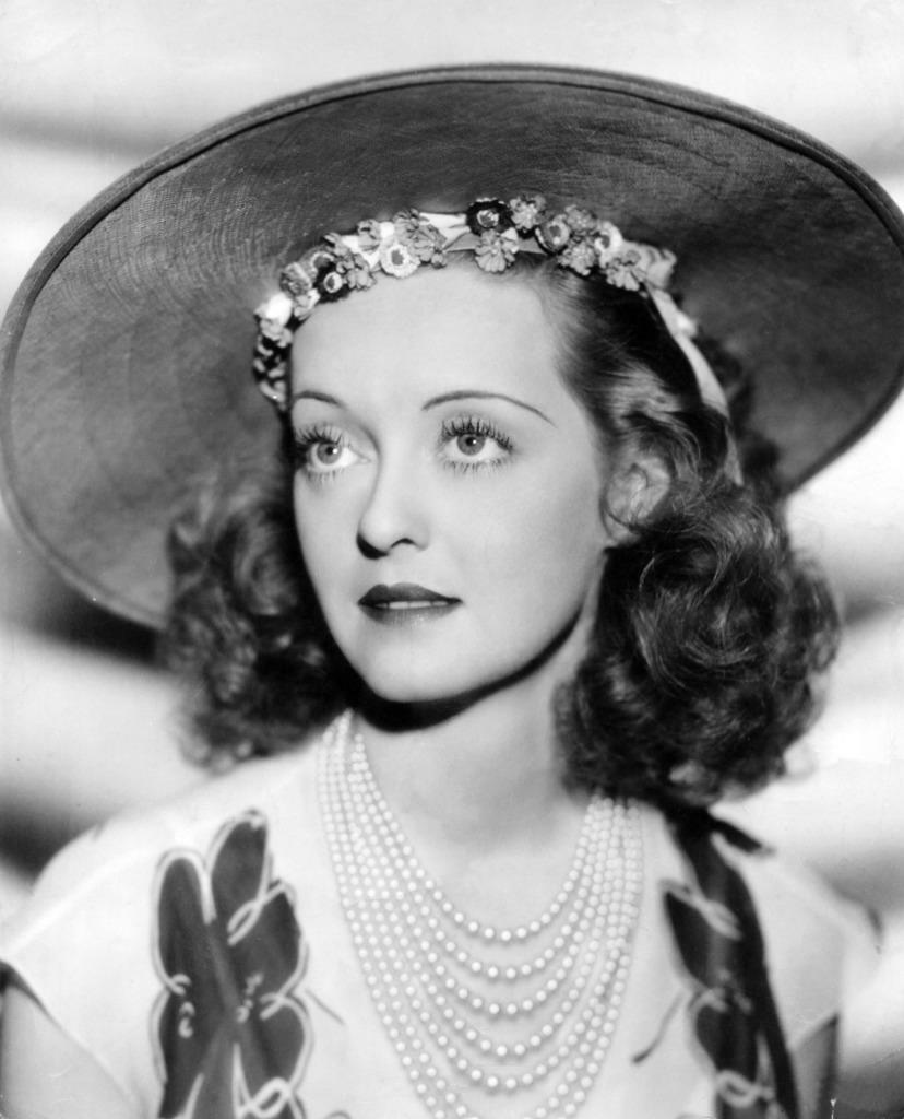 Bette Davis 8x10 Picture Simply Stunning Photo Poster painting Gorgeous Celebrity #58