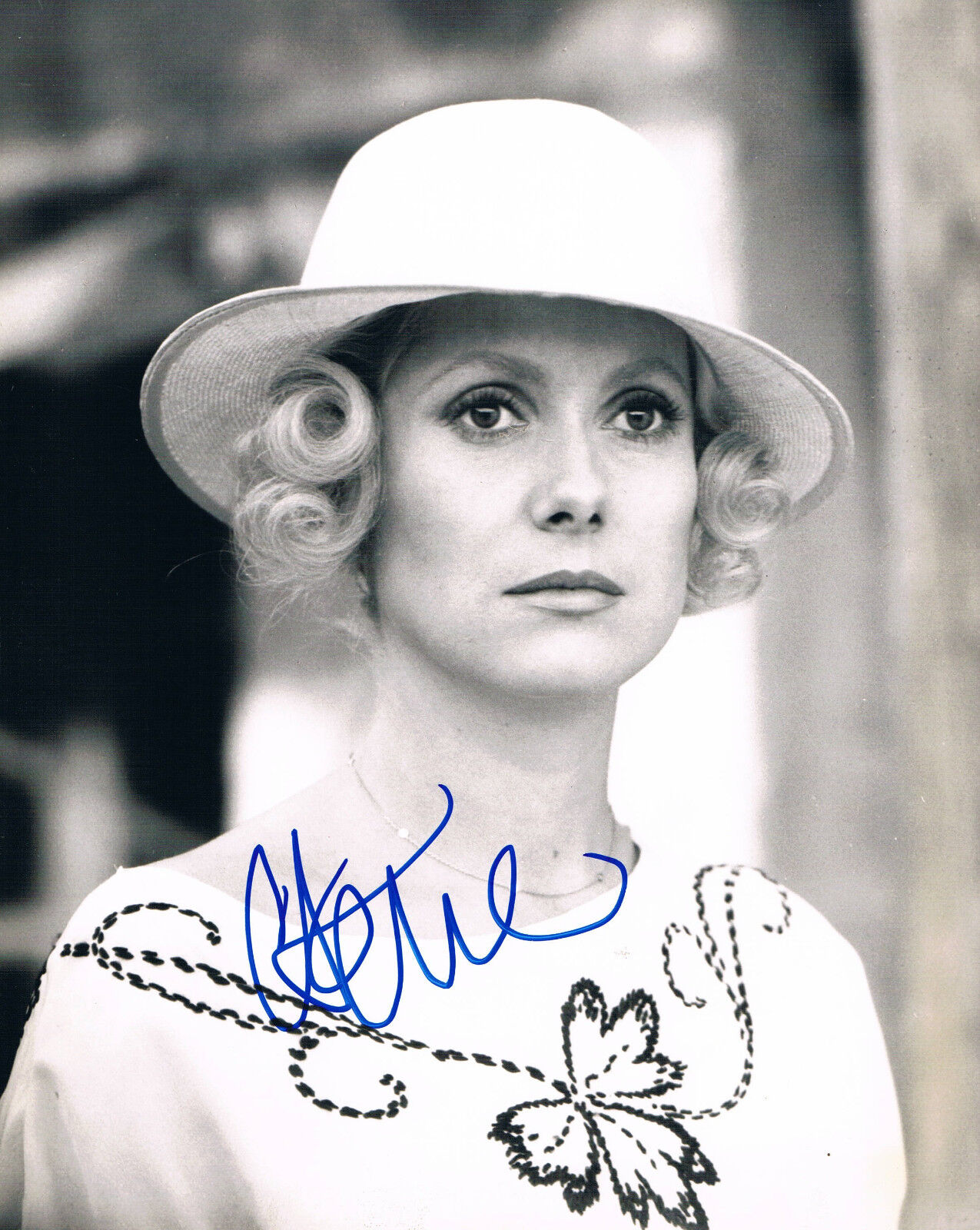 Catherine Deneuve 1943- genuine autograph Photo Poster painting 8x10