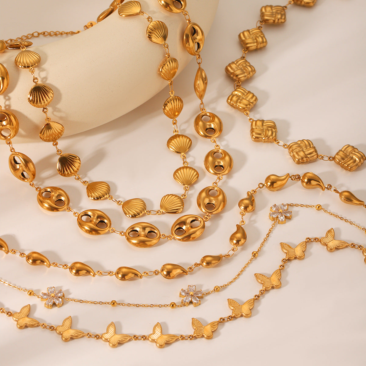 18K Gold Stainless Steel Necklace Water Drop Shell Butterfly Chain Titanium Steel Necklace Ins Style Clavicle Chain